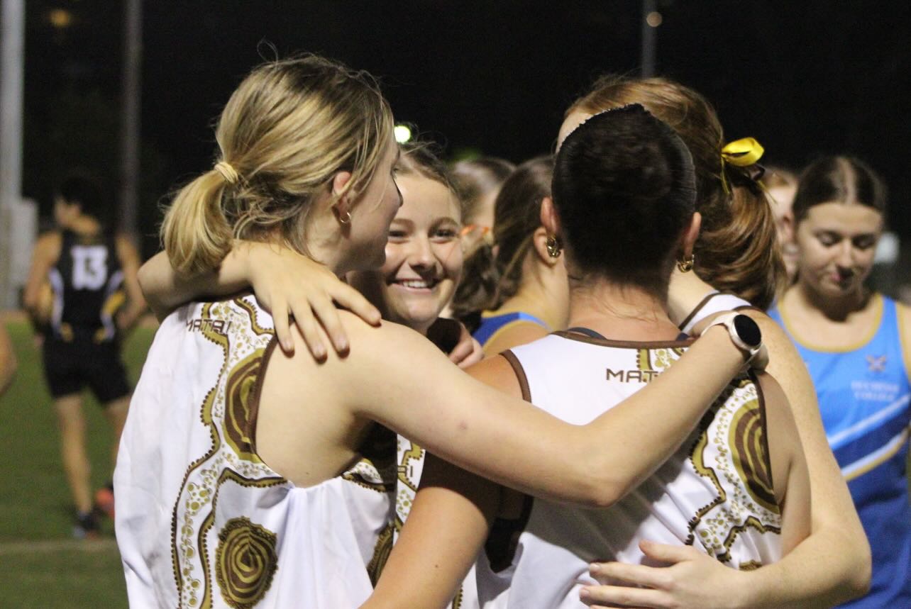 Netball players